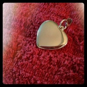 Heart pendant